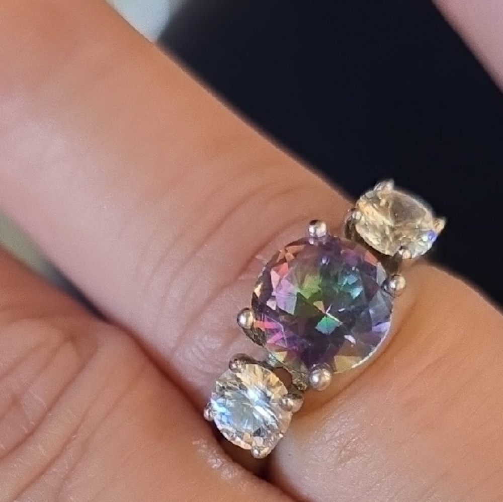 Elegant Multicolor Stone Ring